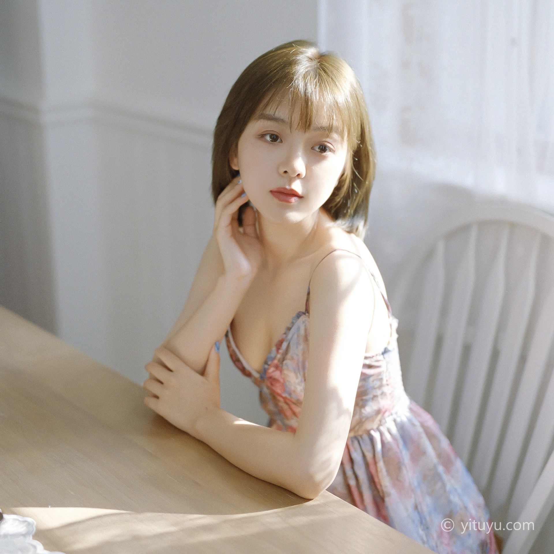 [YITUYU艺图语]2020.11.26 匆匆又夏天 carmen 2